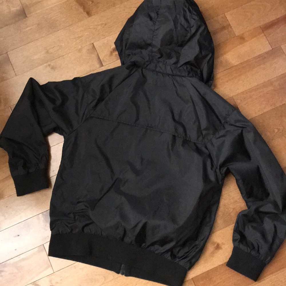 Lightweight puffer jacket - Picture 3 of 3